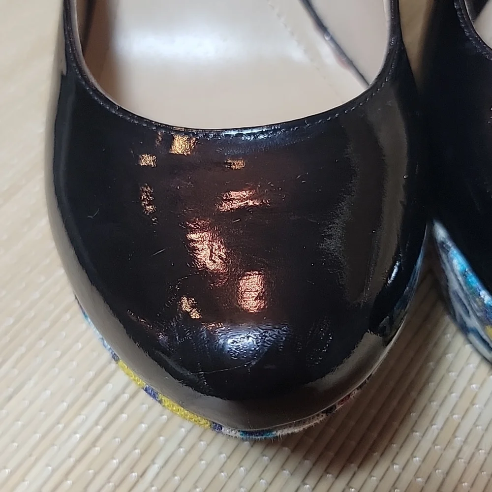 Steve Madden sz8.5 Gavon Black Patent and Multi Color Platform Wedge